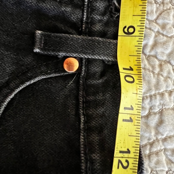 Black Wrangler Jean Mini Skirt —high waist— - Picture 4 of 5